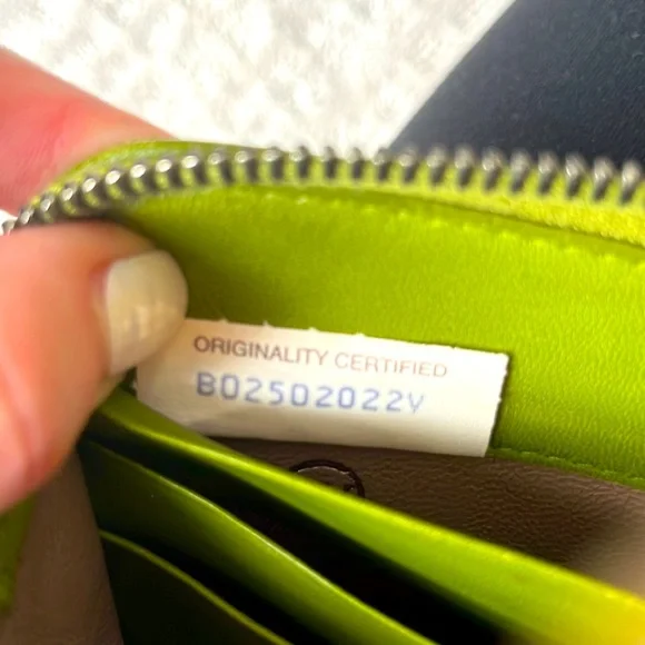 💚💛 Bottega Veneta Wallet - Picture 8 of 9